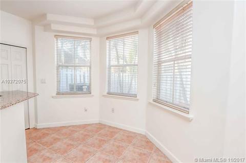 4832 NW 107th Pl, Doral, FL 33178 photo 10