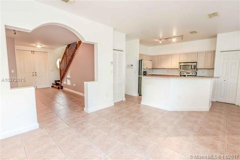 4832 NW 107th Pl, Doral, FL 33178 photo 8
