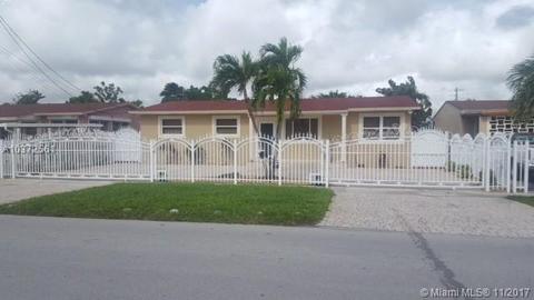 575 E 52nd St, Hialeah, FL 33013 photo 2