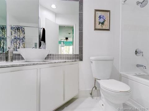 2575 Tigertail, Miami, FL 33133 photo 26