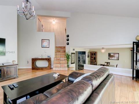 2575 Tigertail, Miami, FL 33133 photo 12