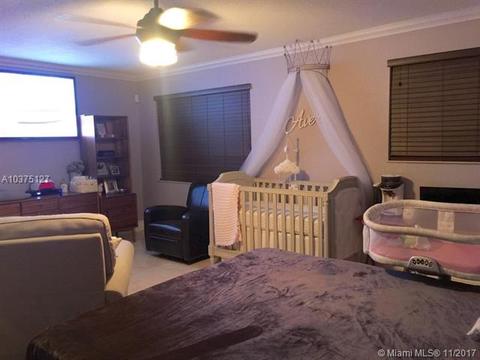 267 E 16th St, Hialeah, FL 33010 photo 16