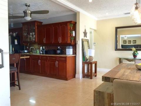 267 E 16th St, Hialeah, FL 33010 photo 9