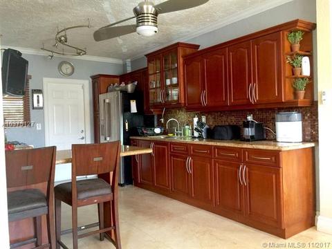 267 E 16th St, Hialeah, FL 33010 photo 8