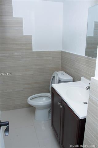 Undisclosed, Hialeah, FL 33012 photo 62