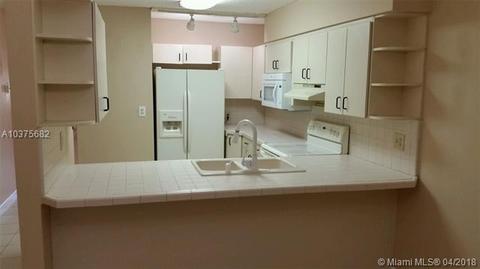 2836 W 75th St, Hialeah, FL 33018 photo 5