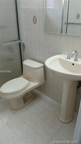 2836 W 75th St, Hialeah, FL 33018 photo 6