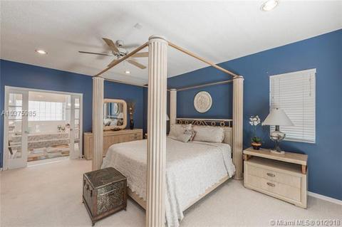 8340 NW 154th Ter, Miami Lakes, FL 33016 photo 11