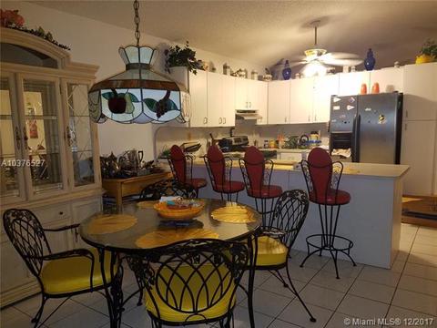 Undisclosed, Hialeah, FL 33016 photo 13