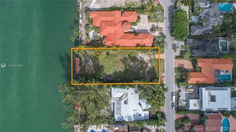 1420 Biscaya Dr, Surfside, FL 33154 photo 4