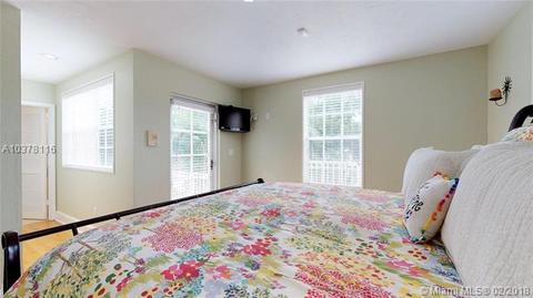 829 Venetia Ave, Coral Gables, FL 33134 photo 25