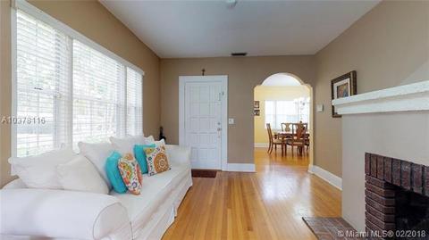 829 Venetia Ave, Coral Gables, FL 33134 photo 7