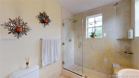 829 Venetia Ave, Coral Gables, FL 33134 photo 28