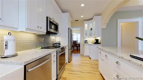 829 Venetia Ave, Coral Gables, FL 33134 photo 12