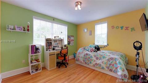829 Venetia Ave, Coral Gables, FL 33134 photo 23