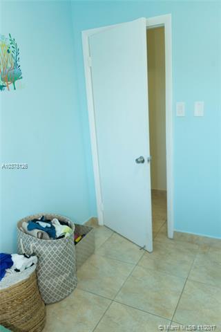 700 E 9 Ln, Hialeah, FL 33010 photo 21