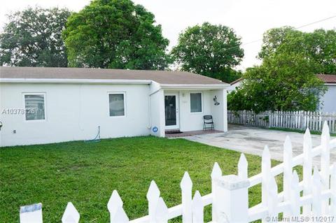700 E 9 Ln, Hialeah, FL 33010 photo 2
