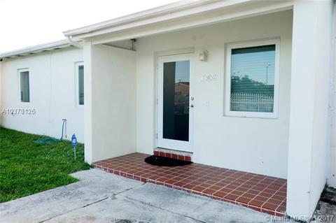 700 E 9 Ln, Hialeah, FL 33010 photo 6