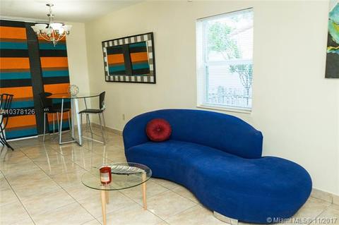 700 E 9 Ln, Hialeah, FL 33010 photo 14