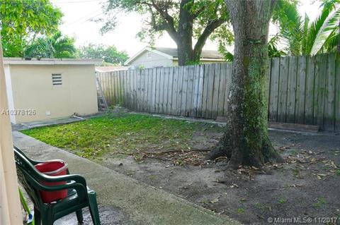 700 E 9 Ln, Hialeah, FL 33010 photo 45