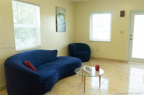 700 E 9 Ln, Hialeah, FL 33010 photo 17