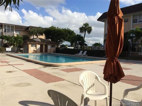 Undisclosed, Hialeah, FL 33015 photo 2