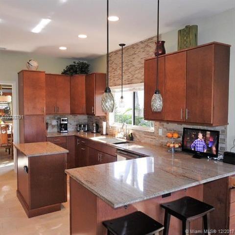 6648 SE Pacific Dr, Stuart, FL 34997 photo 10