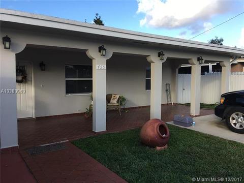 455 E 43rd St, Hialeah, FL 33013 photo 2