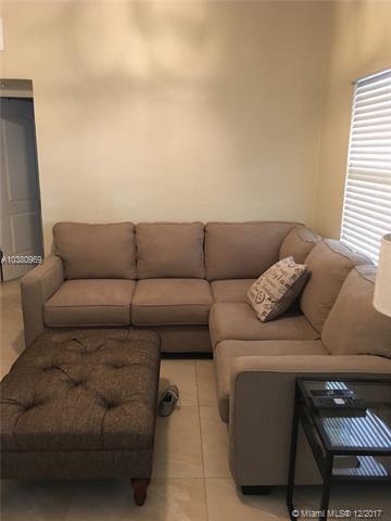 455 E 43rd St, Hialeah, FL 33013 photo 4