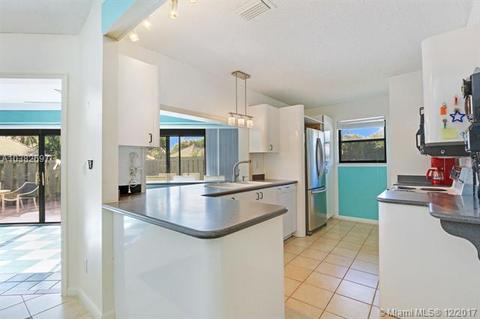 1127 Seminole E #17C, Jupiter, FL 33477 photo 10