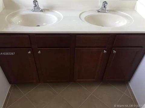 3366 W 86 Ter, Hialeah, FL 33018 photo 30