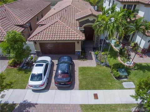 3366 W 86 Ter, Hialeah, FL 33018 photo 3
