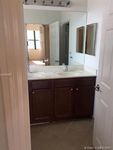 3366 W 86 Ter, Hialeah, FL 33018 photo 29