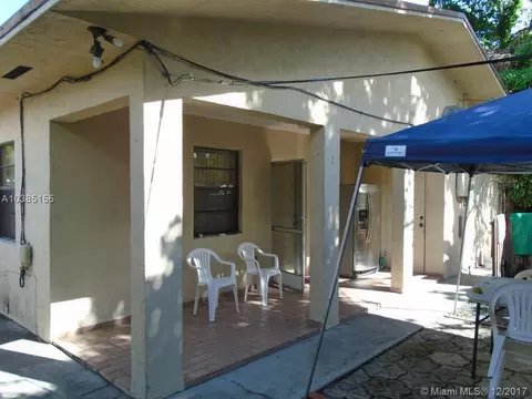 758 E 31 St, Hialeah, FL 33013 photo 2