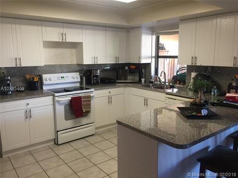 711 E 27th St, Hialeah, FL 33013 photo 4