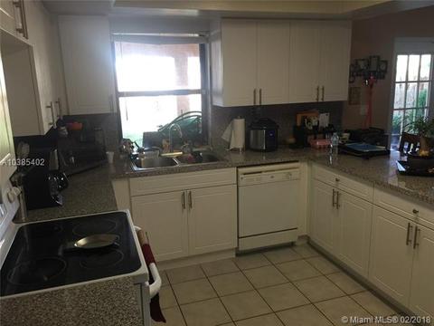711 E 27th St, Hialeah, FL 33013 photo 3