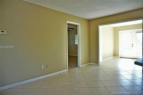 4910 SE Pine Ridge Way, Stuart, FL 34997 photo 9