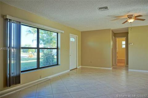 4910 SE Pine Ridge Way, Stuart, FL 34997 photo 7