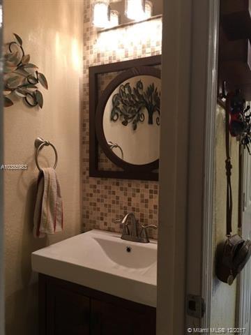 Undisclosed, Hialeah, FL 33012 photo 4