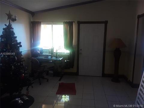 2525 W 64 Pl, Hialeah, FL 33016 photo 7