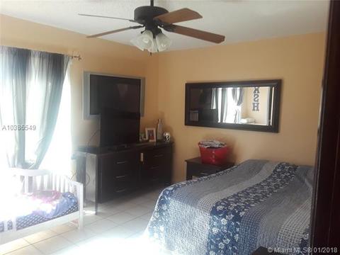 2525 W 64 Pl, Hialeah, FL 33016 photo 13