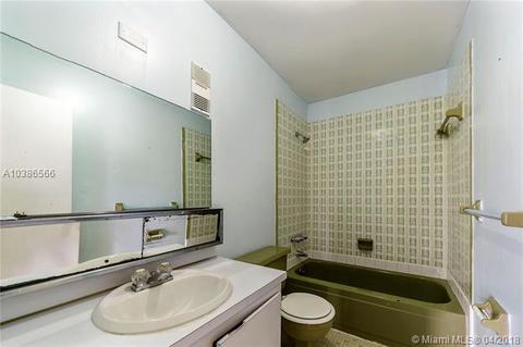 460 E 23 St #214, Hialeah, FL 33013 photo 3