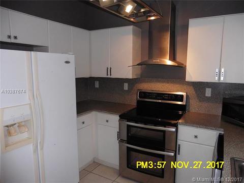 7640 NW 114th Path, Doral, FL 33178 photo 5