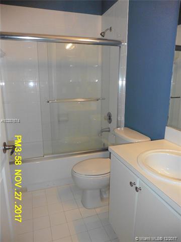 7640 NW 114th Path, Doral, FL 33178 photo 12