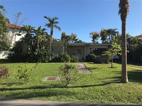 360 Harbor Ln, Key Biscayne, FL 33149 photo 1