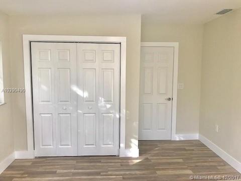 4248 E 9th Ln, Hialeah, FL 33013 photo 10