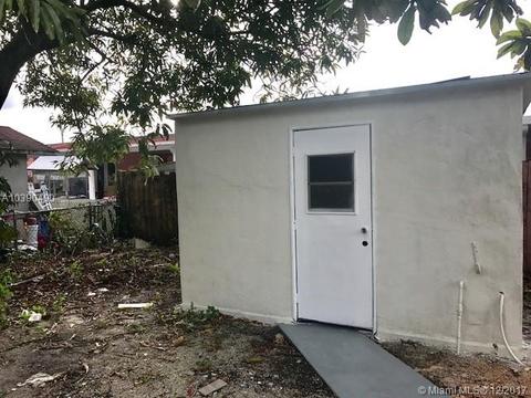 4248 E 9th Ln, Hialeah, FL 33013 photo 16