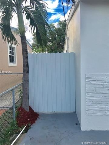 4248 E 9th Ln, Hialeah, FL 33013 photo 15