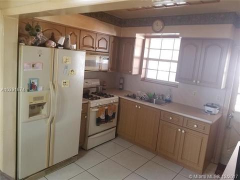 Undisclosed, Hialeah, FL 33013 photo 7