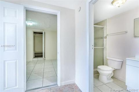 640 E 9th Ln, Hialeah, FL 33010 photo 8